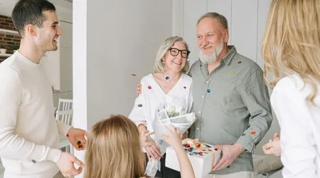 Top Christmas gifts for the elderly 2025