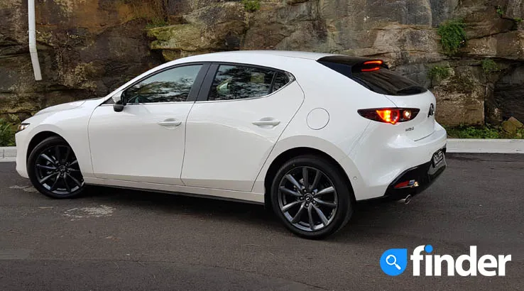 Mazda 3 G25 Evolve reversing