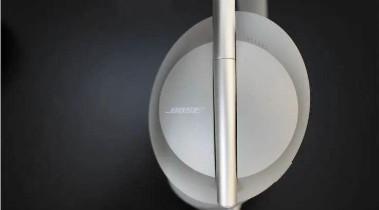 Bose Noise Cancelling Headphones 700