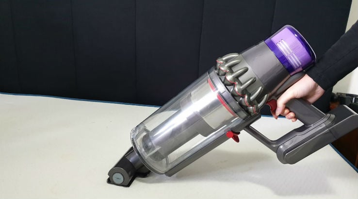Image: Finder Dyson V11 Outsize with mini motorised tool vacuuming mattress