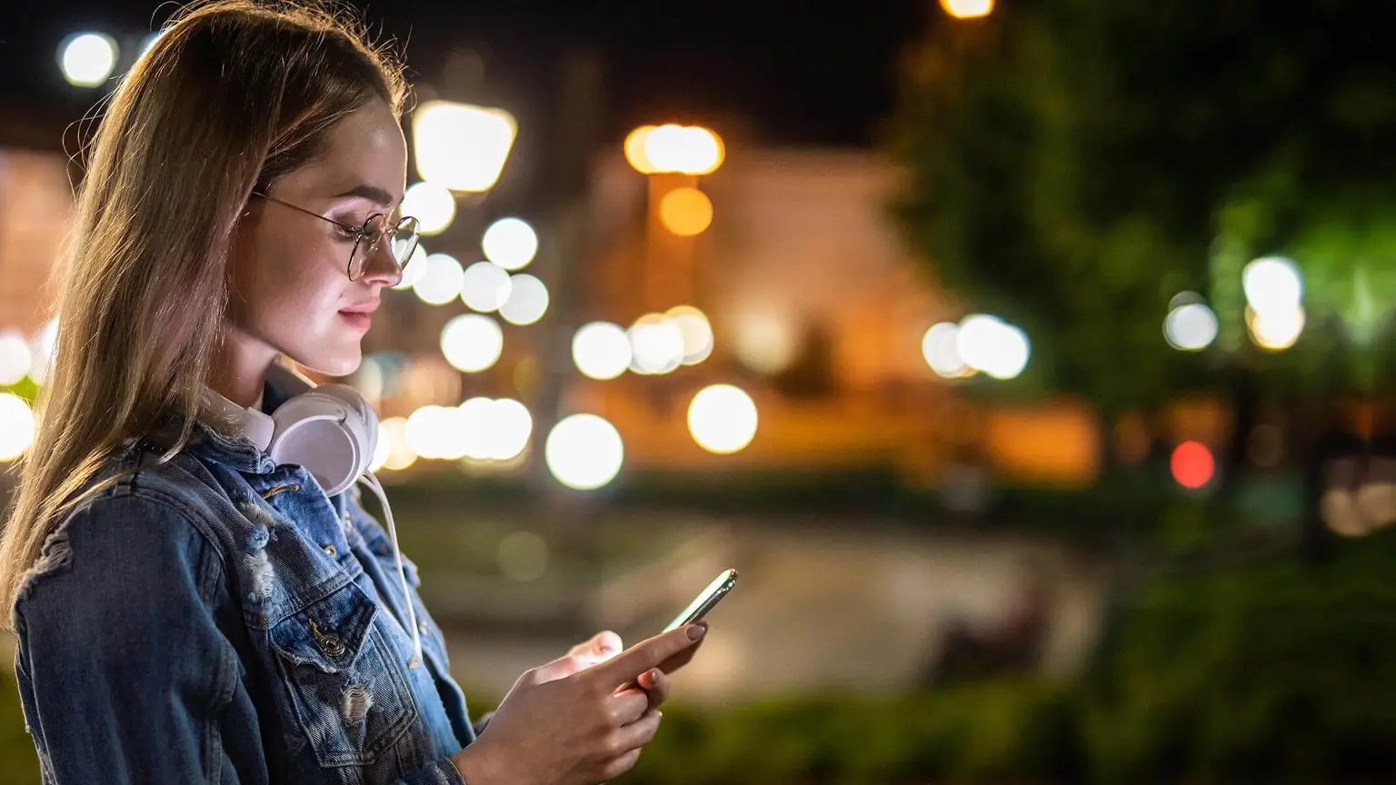 Woman with mobile antivirus software