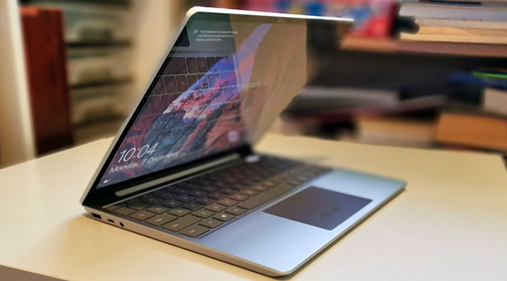Microsoft Surface Laptop Go
