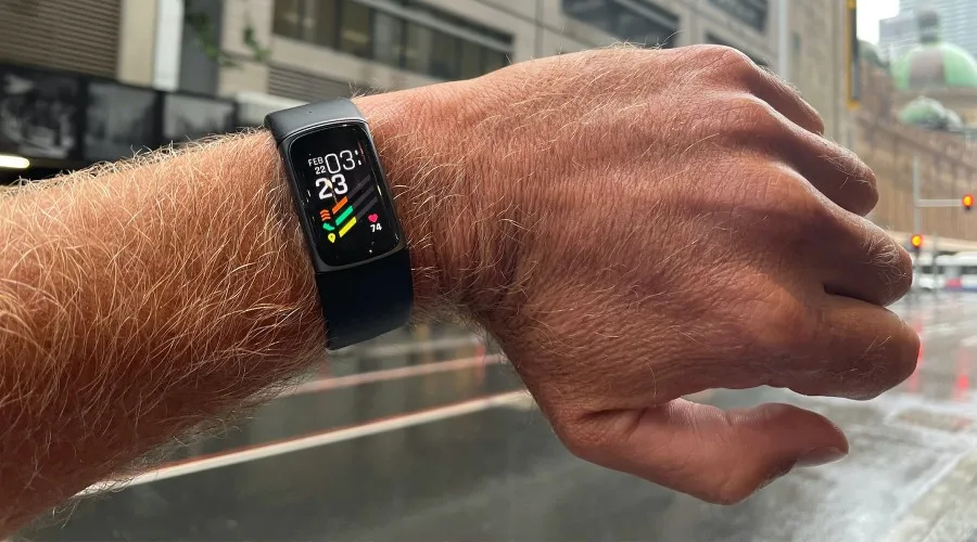 Fitbit Charge 5 review