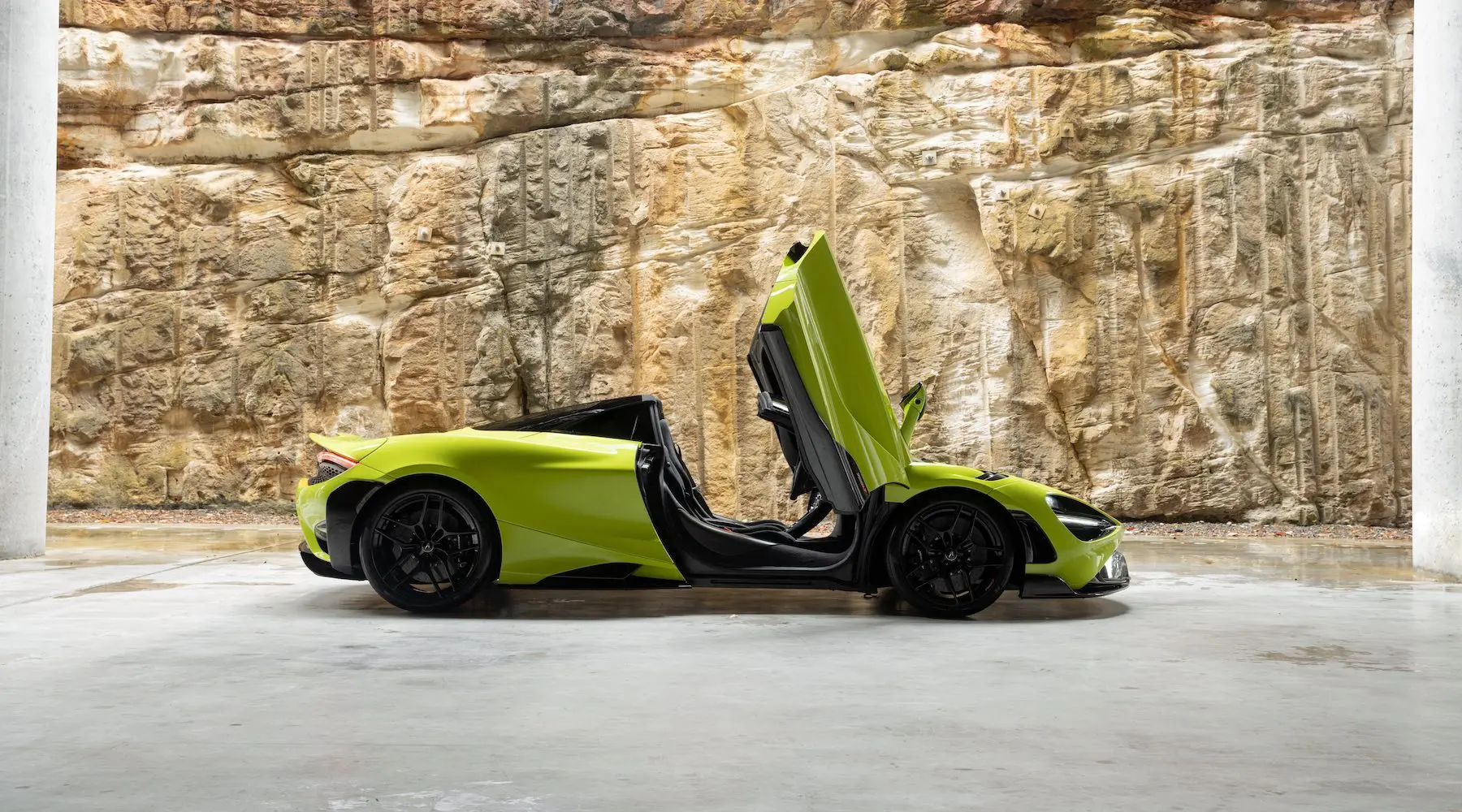 2022 McLaren 765LT Spider