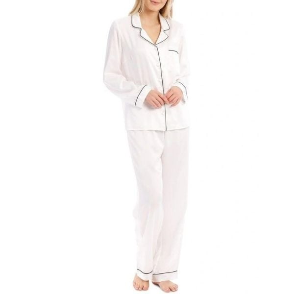 Chloe and Lola pyjama set