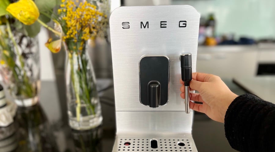 Image: Alice Clarke/Finder Smeg BCC02 Automatic Coffee Machine review