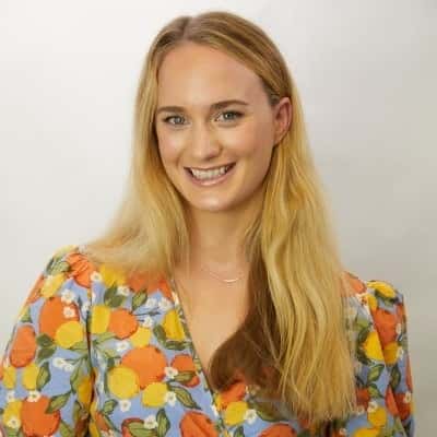 Susannah Binsted's headshot