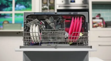 Benchtop dishwasher