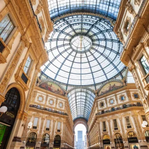 Melbourne to Milan from $2044